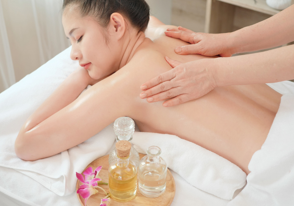 Pan Thong Thai massage